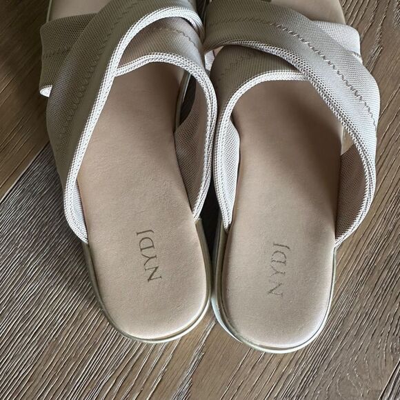 NYDJ Ronna Cross Strap Toe Loop Slide Sandal in Sand - Picture 4 of 9